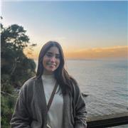Profesora titulada en Biotecnología con máster en bioinformática, imparto clases a estudiantes de primaria hasta bachillerato online y con posibilidad de que sean a domicilio